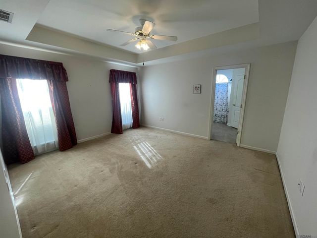 218 Edgehaven Dr, Baton Rouge, LA 70810