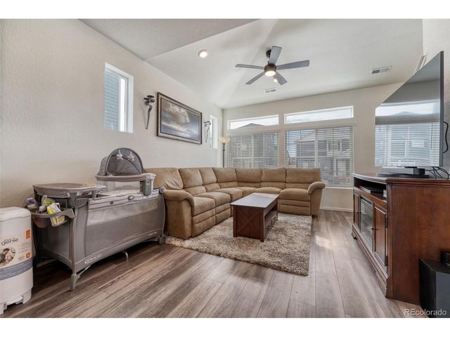 3934 N Quatar Ct, Aurora, CO 80019