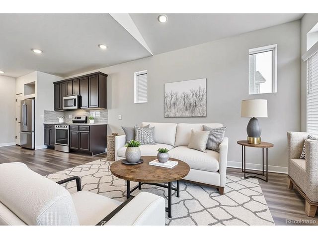 3934 N Quatar Ct, Aurora, CO 80019