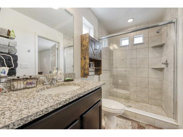 3934 N Quatar Ct, Aurora, CO 80019