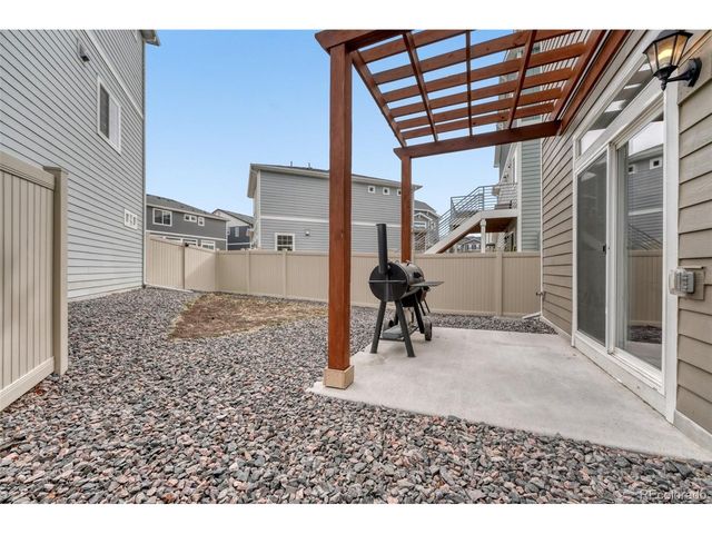 3934 N Quatar Ct, Aurora, CO 80019