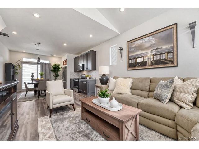 3934 N Quatar Ct, Aurora, CO 80019