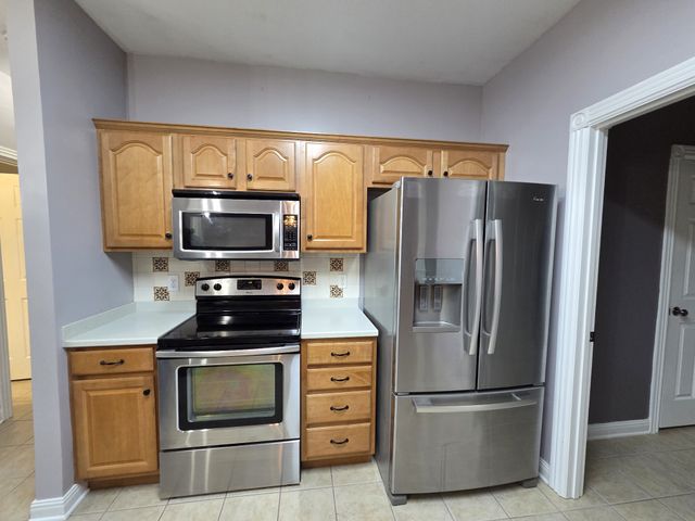 2102 Salem Woods Dr, Rockvale, TN 37153