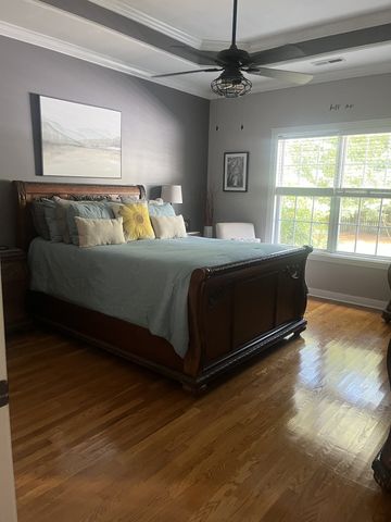 2102 Salem Woods Dr, Rockvale, TN 37153