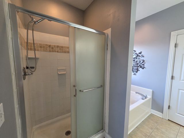 2102 Salem Woods Dr, Rockvale, TN 37153