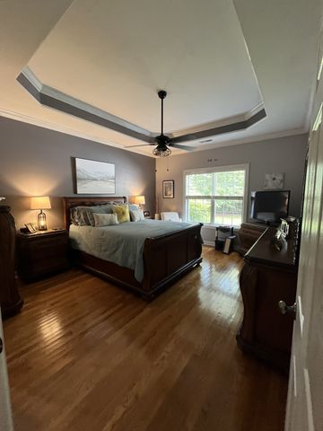 2102 Salem Woods Dr, Rockvale, TN 37153