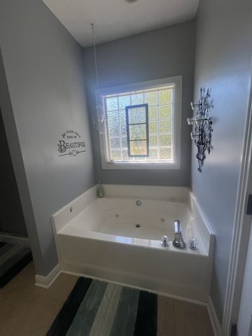 2102 Salem Woods Dr, Rockvale, TN 37153