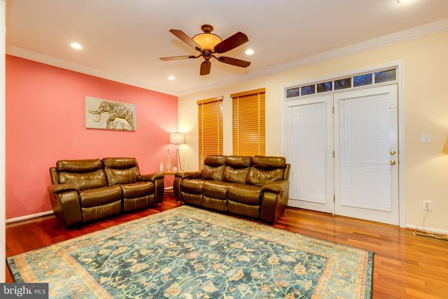 13665 SAINT JOHNS WOOD PL, Herndon, VA 20171
