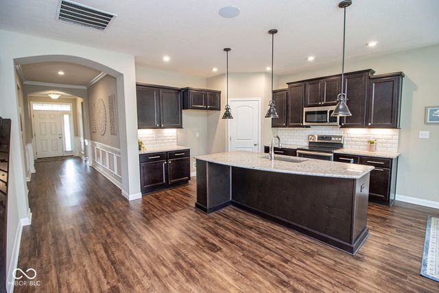 19253 Chestnut Grove Lane, Noblesville, IN 46062
