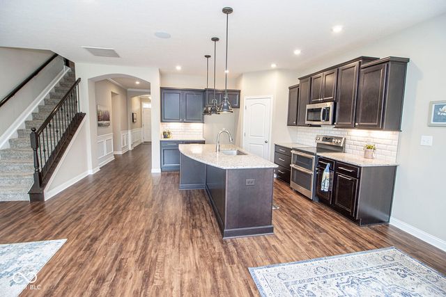 19253 Chestnut Grove Lane, Noblesville, IN 46062