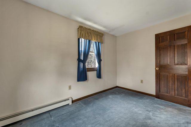 12 Blueberry Road, Windham, NH 03087