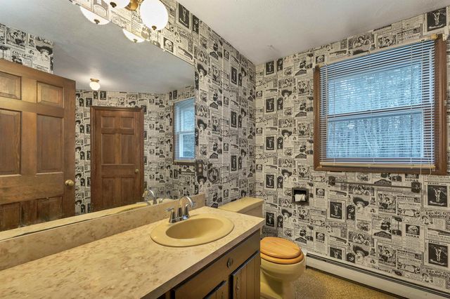 12 Blueberry Road, Windham, NH 03087