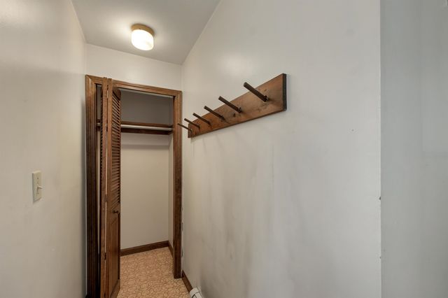 12 Blueberry Road, Windham, NH 03087