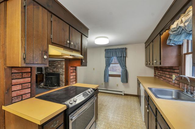 12 Blueberry Road, Windham, NH 03087