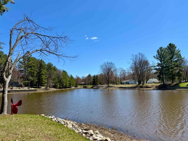 4508 Mohawk Trail, Gladwin, MI 48624