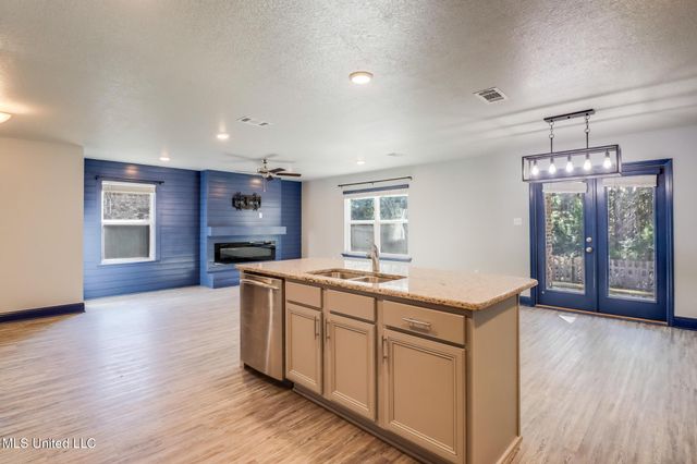 5261 Overland Drive, Biloxi, MS 39532