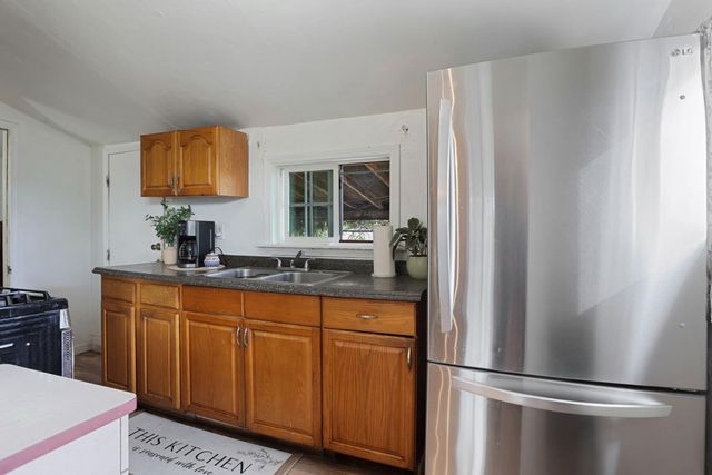 517 S Sacramento St, Lodi, CA 95240