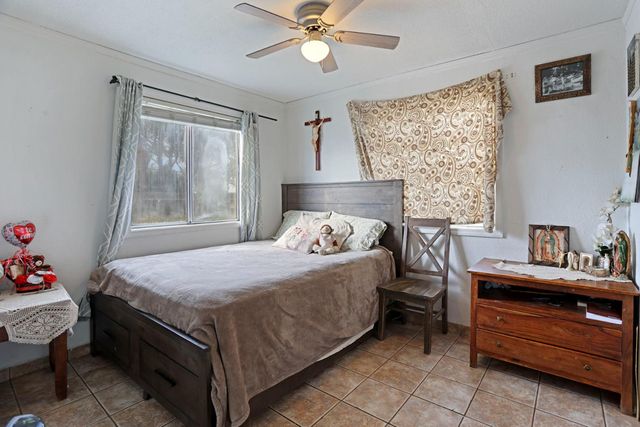 517 S Sacramento St, Lodi, CA 95240