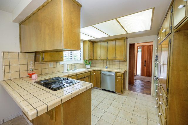 6707 Zerillo Dr, Riverbank, CA 95367
