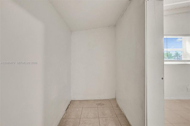 1843 Lauderdale Manor Drive, Fort Lauderdale, FL 33311