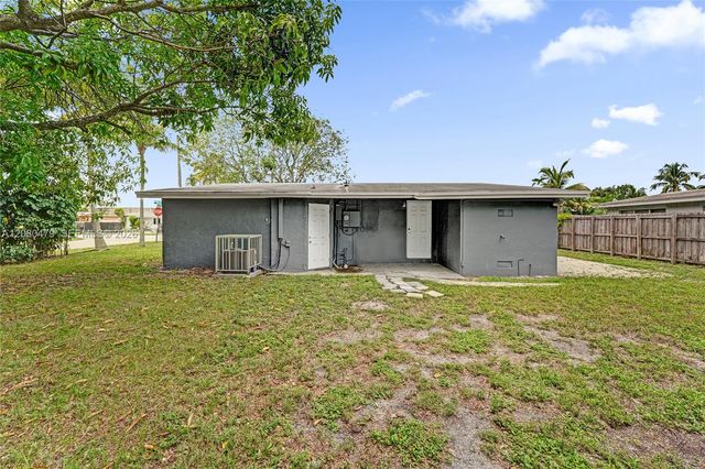 1843 Lauderdale Manor Drive, Fort Lauderdale, FL 33311