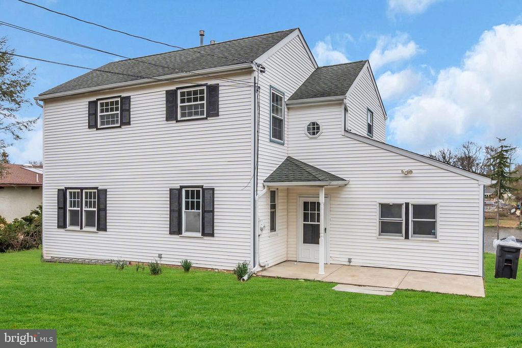 1839 ALMONESSON RD, Woodbury, NJ 08096