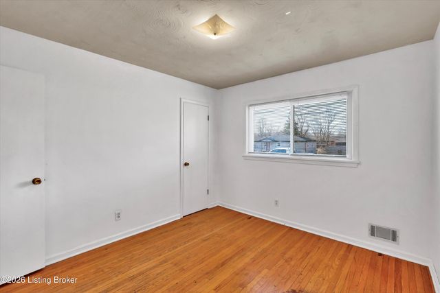 211 Chattanooga Ave, Louisville, KY 40214