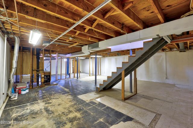 211 Chattanooga Ave, Louisville, KY 40214