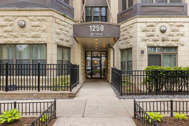 1250 S Indiana Avenue 205, Chicago, IL 60605