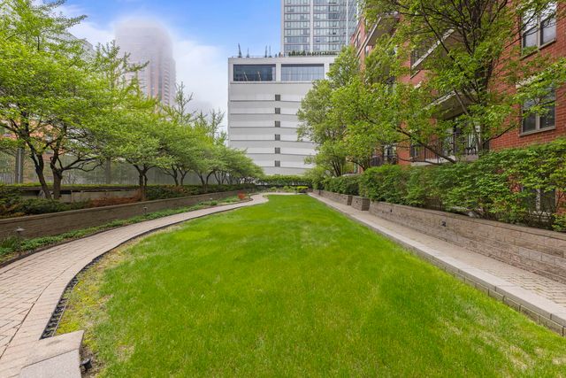 1250 S Indiana Avenue 205, Chicago, IL 60605