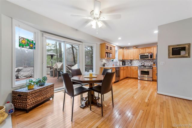 599 Nakomis Trail, Orion Charter Township, MI 48362