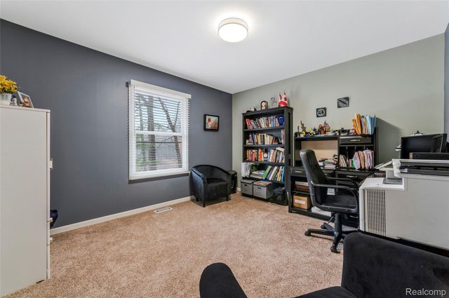 599 Nakomis Trail, Orion Charter Township, MI 48362