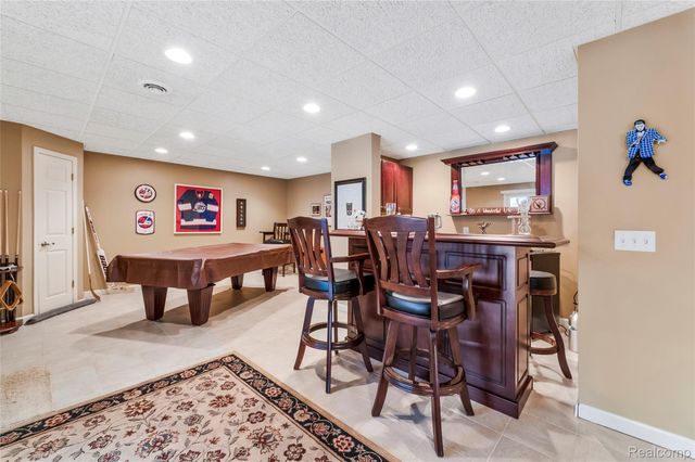 599 Nakomis Trail, Orion Charter Township, MI 48362