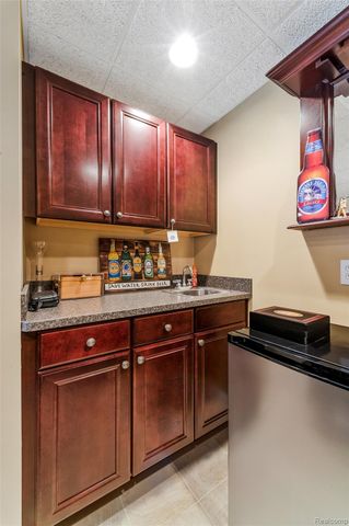 599 Nakomis Trail, Orion Charter Township, MI 48362