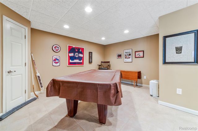 599 Nakomis Trail, Orion Charter Township, MI 48362