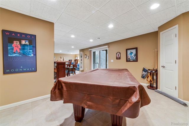 599 Nakomis Trail, Orion Charter Township, MI 48362