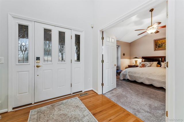 599 Nakomis Trail, Orion Charter Township, MI 48362