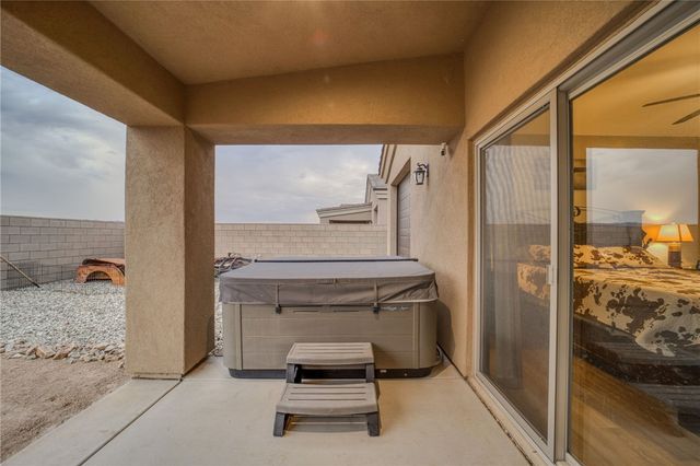 1958 E Winter Haven Drive, Mohave Valley, AZ 86440