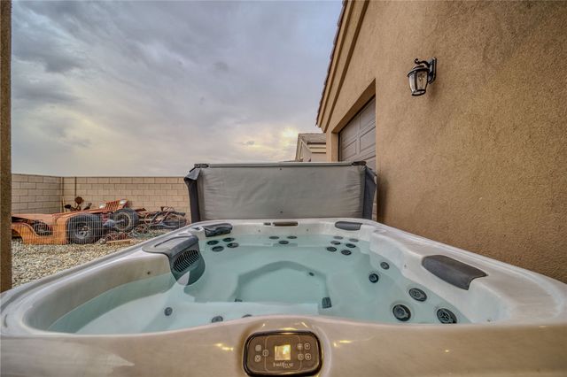 1958 E Winter Haven Drive, Mohave Valley, AZ 86440