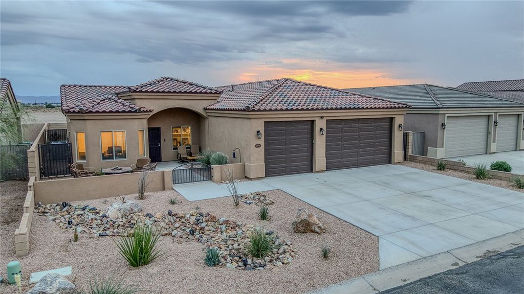 1958 E Winter Haven Drive, Mohave Valley, AZ 86440