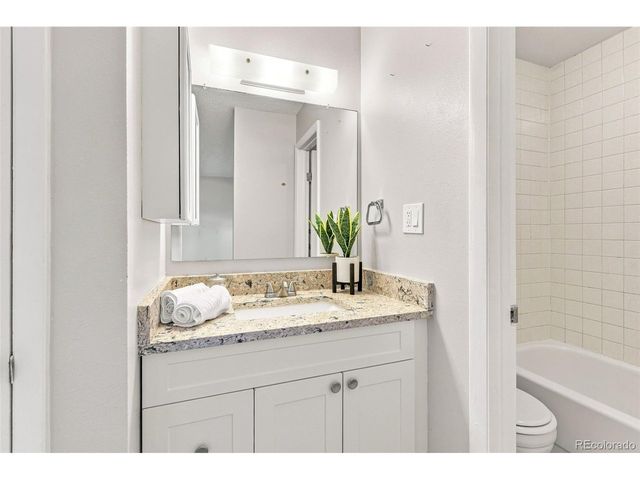 5995 E Iliff Ave A-318, Denver, CO 80222