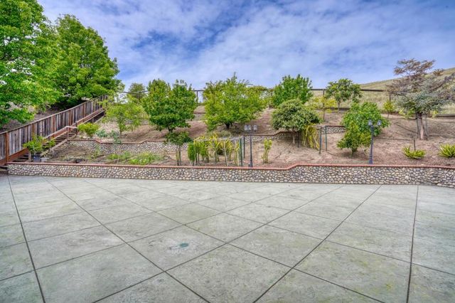 5582 Castello Court, Dublin, CA 94568