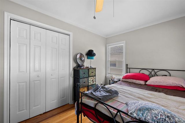 24740 Saxony Avenue, Eastpointe, MI 48021