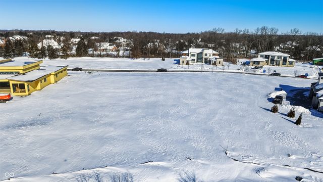 1611 Asherwood Lane, Carmel, IN 46032