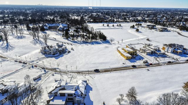 1611 Asherwood Lane, Carmel, IN 46032