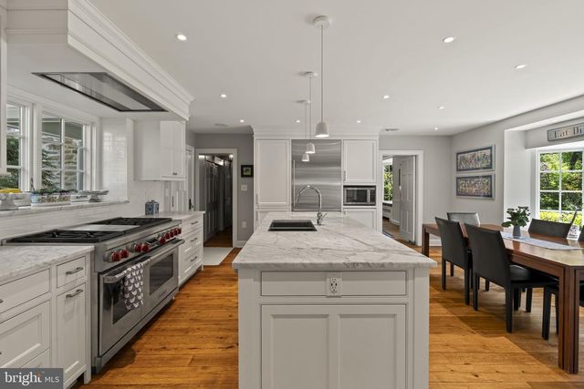 437 CHURCH RD, Devon, PA 19333
