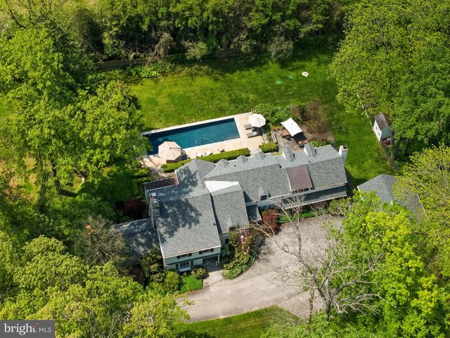 437 CHURCH RD, Devon, PA 19333