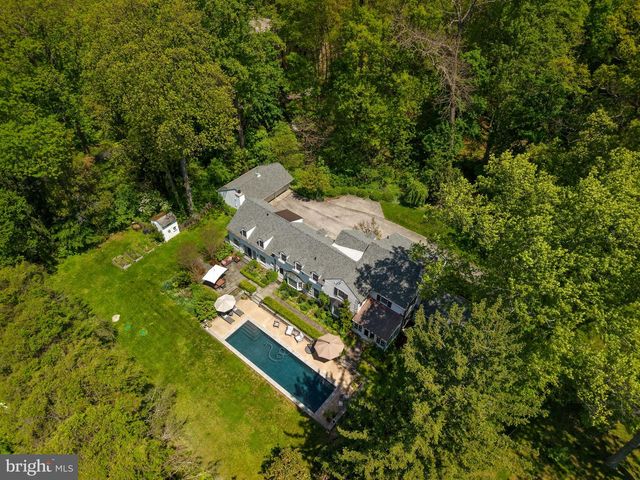 437 CHURCH RD, Devon, PA 19333