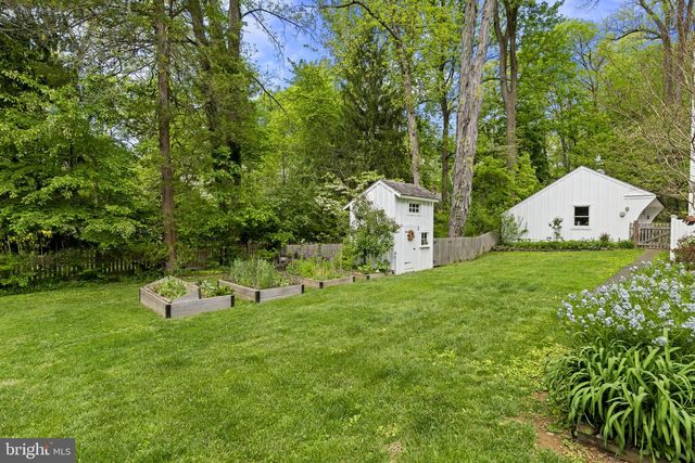 437 CHURCH RD, Devon, PA 19333