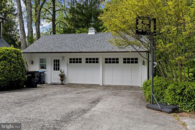 437 CHURCH RD, Devon, PA 19333
